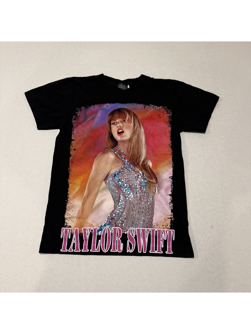 Taylor Swift Concert Tour Shirt Size Small Dragon Women’s